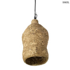 Rusztikus barna, kézzel készült papírmasé lámpabúra organikus, rücskös felülettel, ferdén