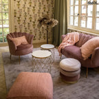 Lazacrózsaszín kézzel szőtt pamut pléd waffel textúrával, nappaliban, kanapén