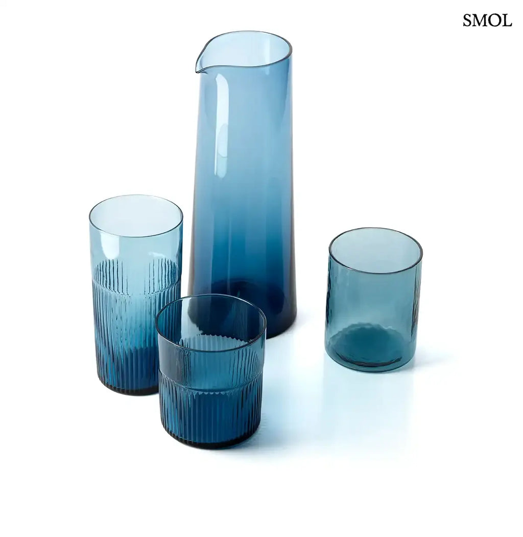 AZURE RIPPLED kék bordázott magas pohár szett 6 db, 3 méretben, üvegkancsóval, felülről