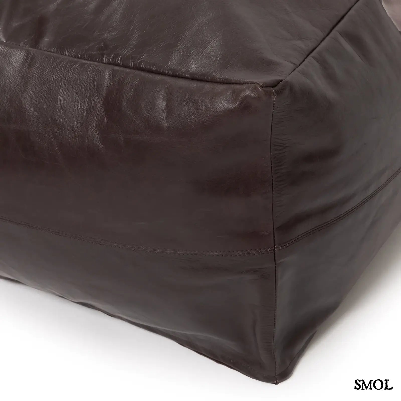 Puff Collectors, 60x60 cm, luxus nappa bőr, csokoládé barna sarok nagyítva