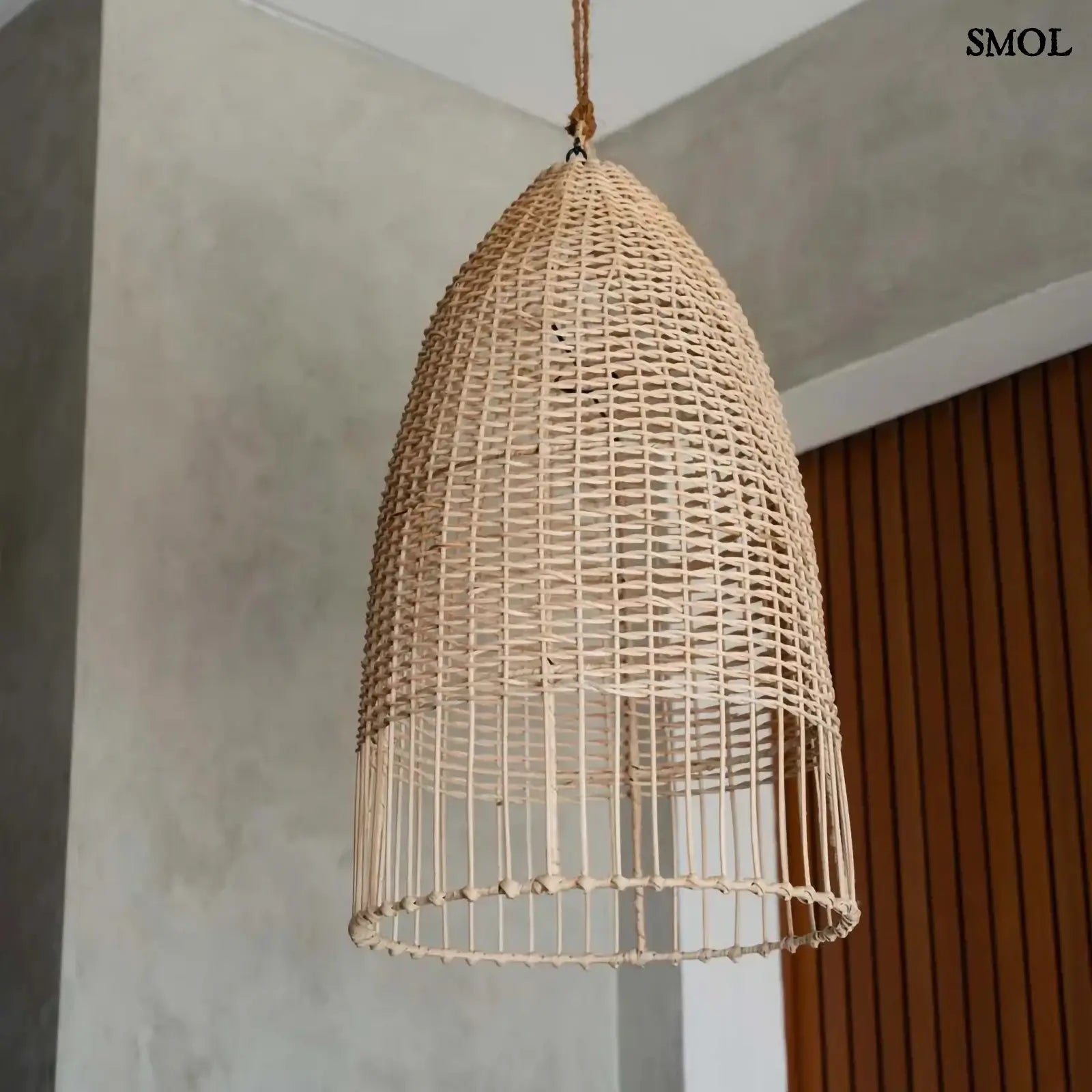 Rattan Függőlámpa - natúr, M | ELBA | SMOL - szobában felfüggesztve