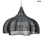 Rattan függőlámpaernyő Whipped, fekete, XL méret (110 cm), áramló, organikus forma  fehér háttérrel