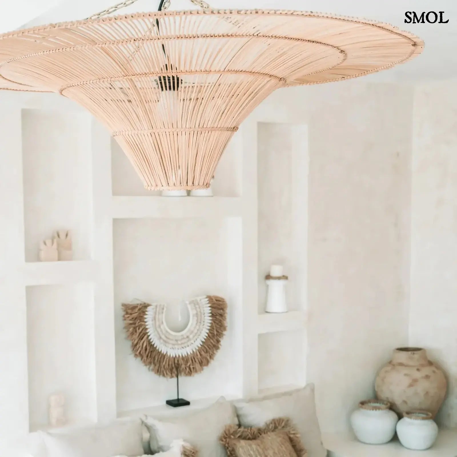 Rattan függőlámpaernyő The Sky, XL méret, natúr, óriás kupola forma nappaliban