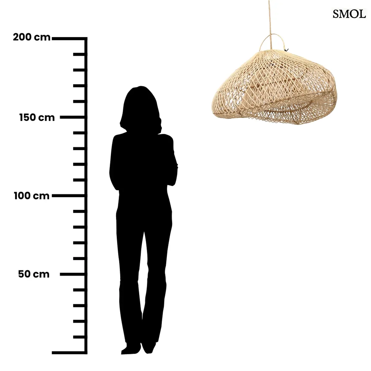 Kézzel font natúr rattan lámpaernyő aszimmetrikus Cloud formában, 80 cm-es méretben, világosbarna természetes szálakból, méretarányosan