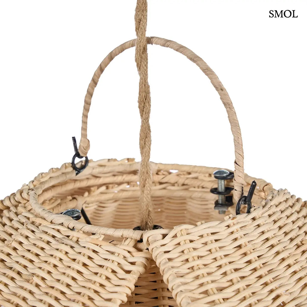 Lótusz virág formájú natúr rattan függőlámpabúra virágszirmokkal, 54×40 cm, akasztó nagyítva