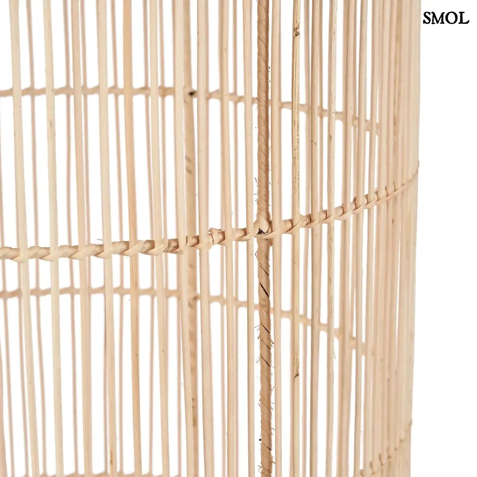 rattan függőlámpaernyő természetes rattanból, henger alakú kialakítással oldalról