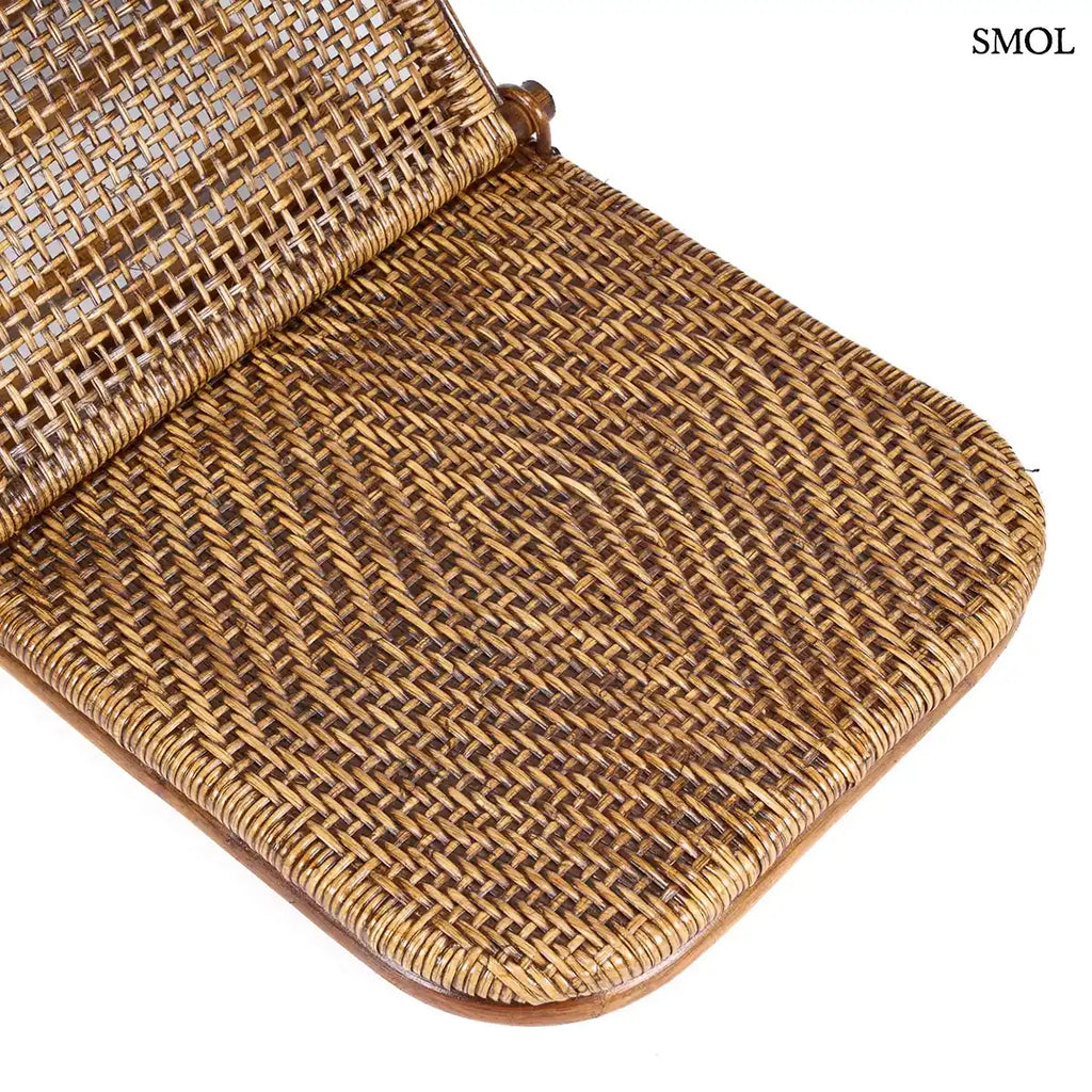 Ergonomikus kialakítású sötét dió rattan pihenőfotel, ülőfelület