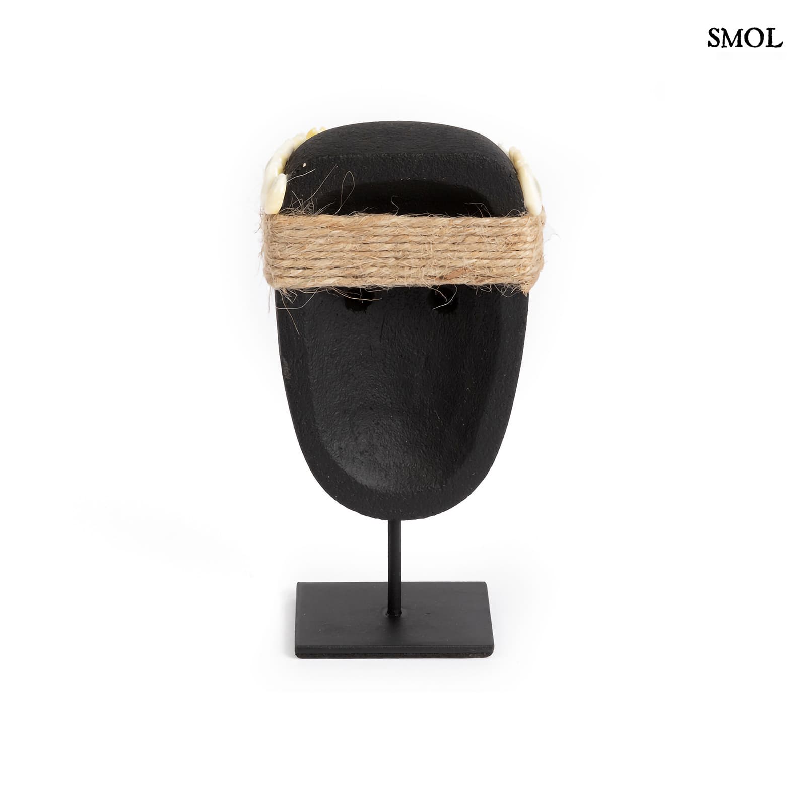 SUMBA35, fekete kőszobor tartón, 16 cm - smol.hu