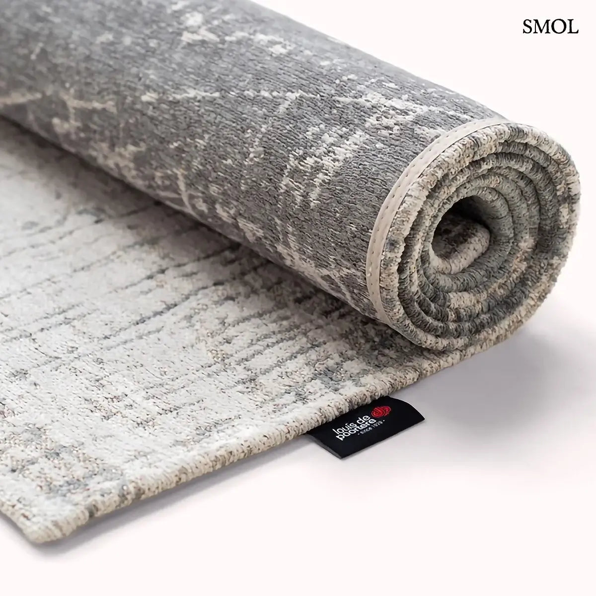ECO RUG JERSEY STONE kőszürke absztrakt szőnyeg 60-as évek grafikus mintával, lapos szövés, 3 mm – kül- és beltéri, feltekerve