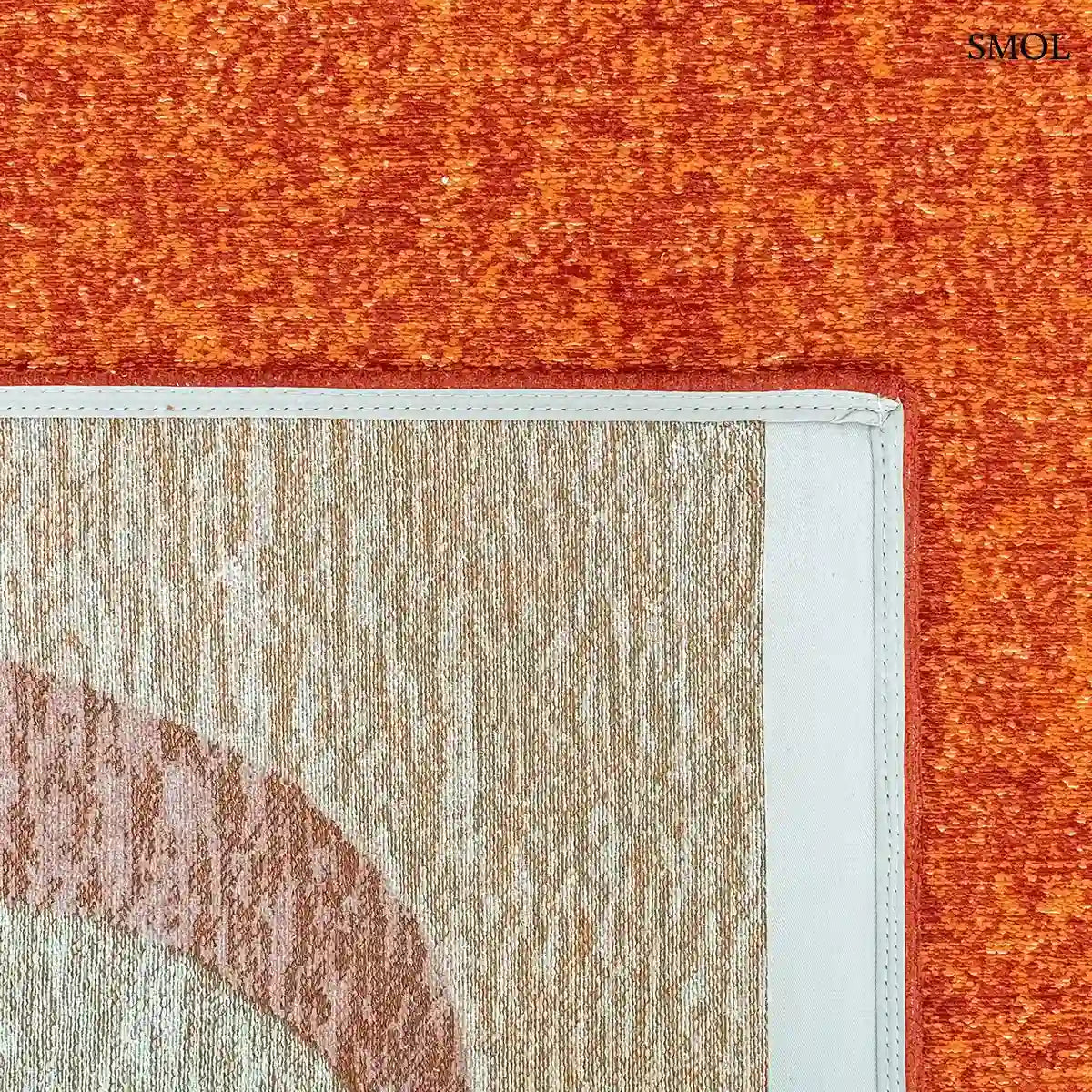 ECO RUG KANELL piros absztrakt mintás szőnyeg, felhajtott sarokkal