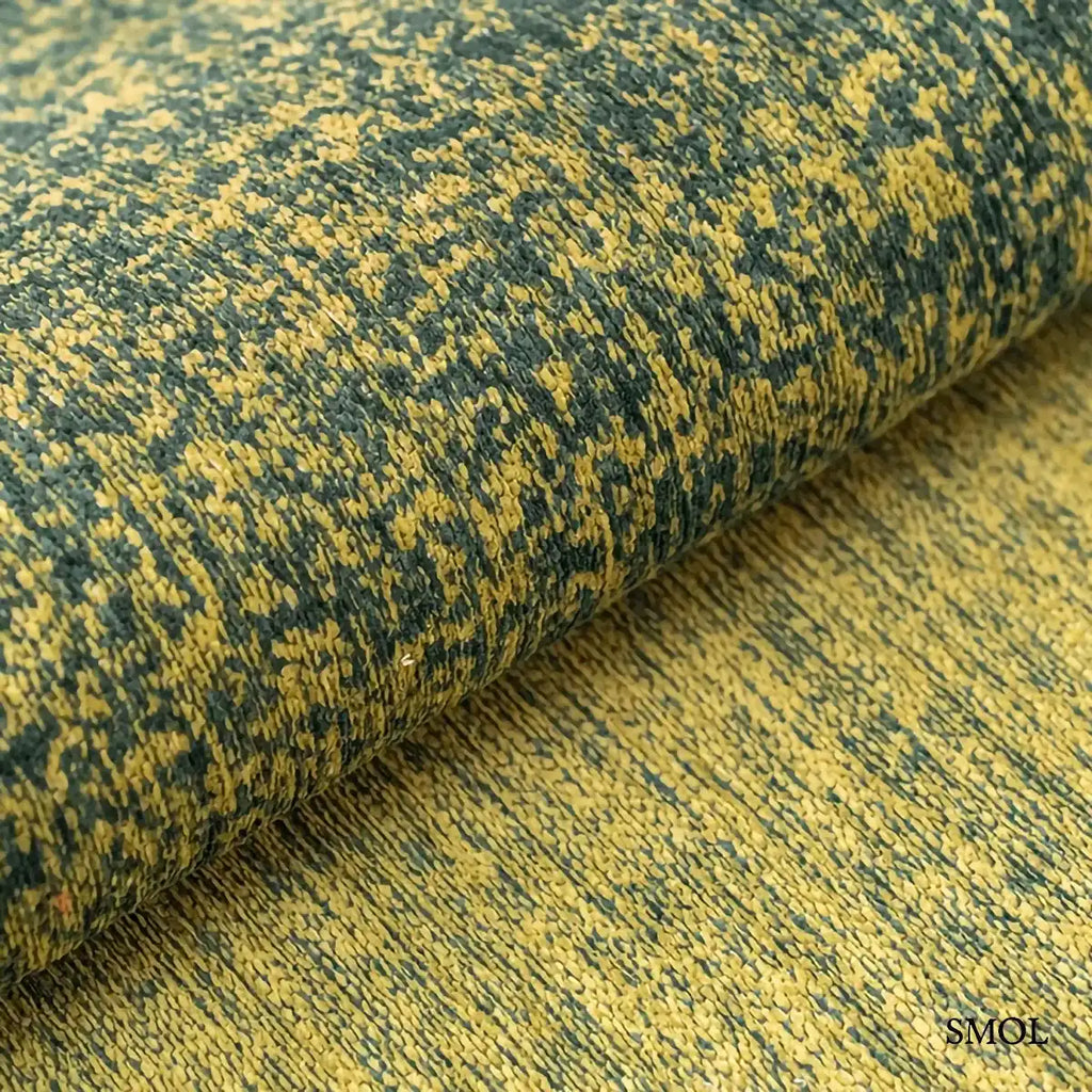 ECO RUG MARBLE LARCH zöld-türkiz absztrakt szőnyeg kavics ihlette lebegő formákkal, lapos szövés, 3 mm – kül- és beltéri, textúra, hajtott szőnyegen