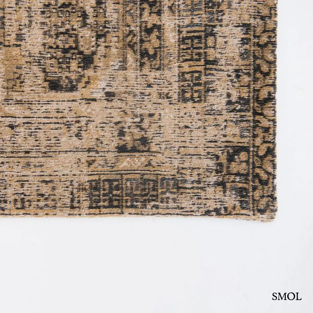 ECO RUG AGHA OLD GOLD afgán mintás szőnyeg arany-bézs alapon antracit törzsi mintával, koptatott vintage hatással, szegély