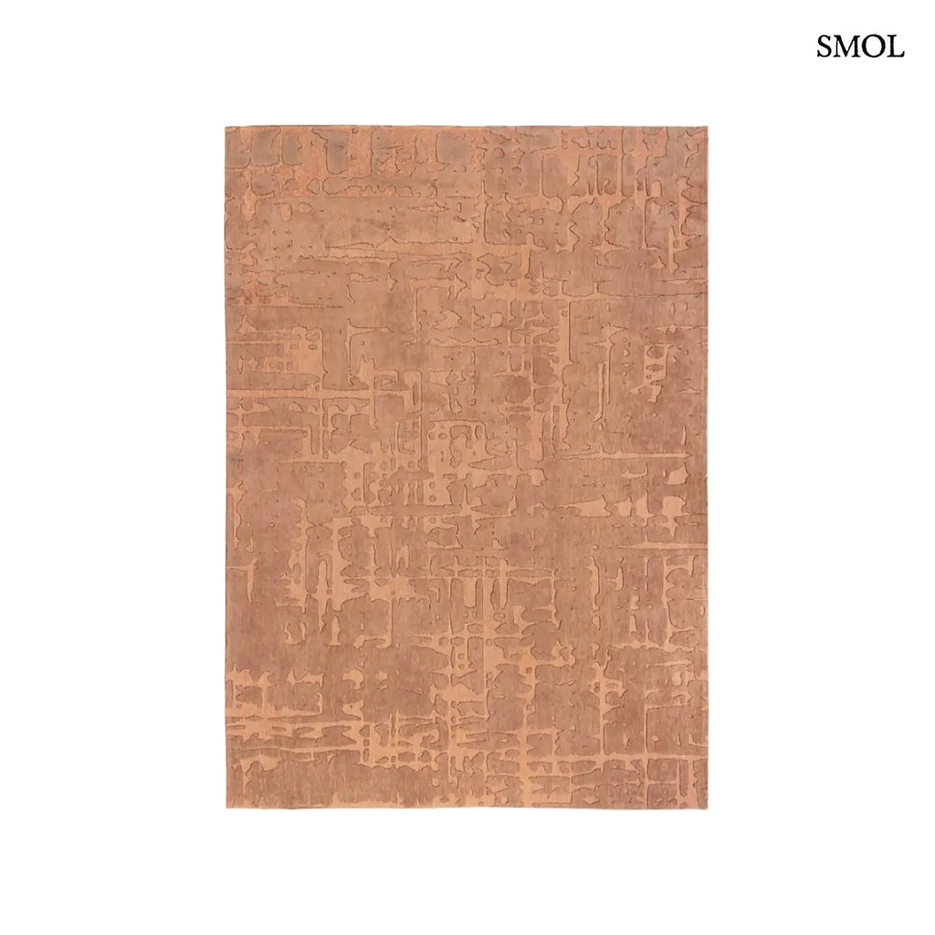 ECO RUG COPPER baobab mintás szőnyeg barna tónusokban, kéregszerű afrikai textúrával, fehér háttérrel