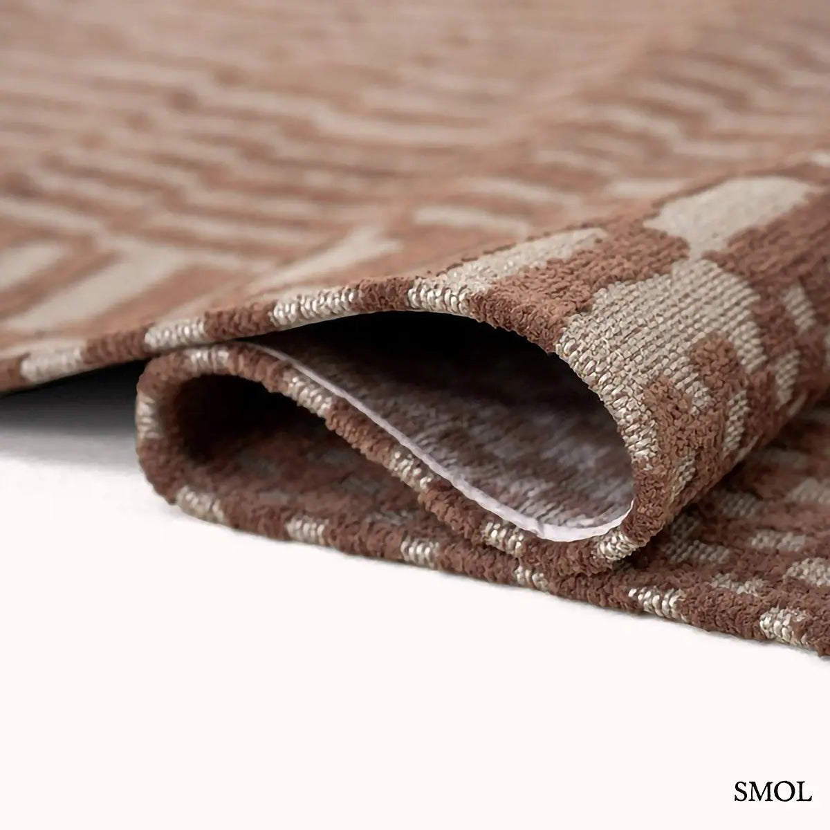 ECO RUG KSAR barna berber mintás szőnyeg Beni Ouarain mintával, lapos szövés, 3 mm – kül- és beltéri, hullámosra hajtogatva