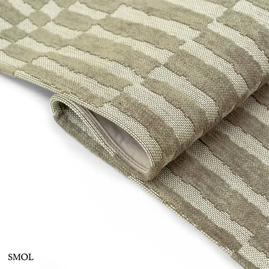 ECO RUG CARAVAN meleg bézs berber mintás szőnyeg, hullámosra hajtogatva
