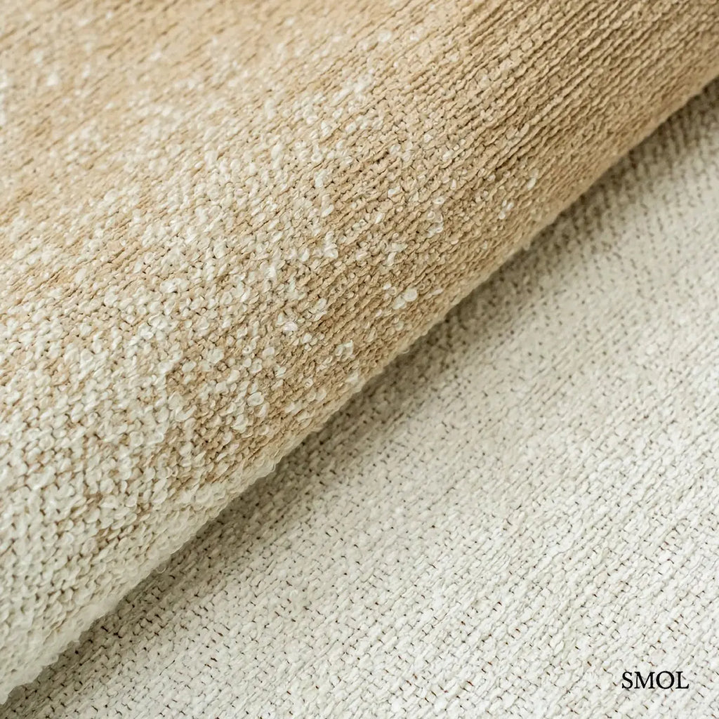ECO RUG FAWN szőnyeg fehér alapon homokbézs-taupe festékfolt mintával, halvány átmenettel, textúra nagyítva