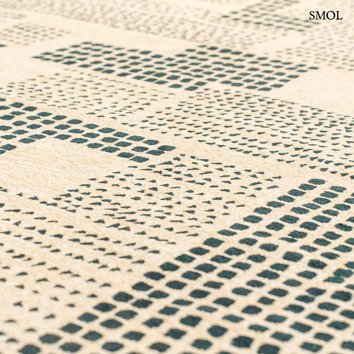 ECO RUG SCOTS PINE geometrikus szőnyeg kék-bézs kombinációban, lapos szövés, 3 mm – kül- és beltéri, textúra nagyítva