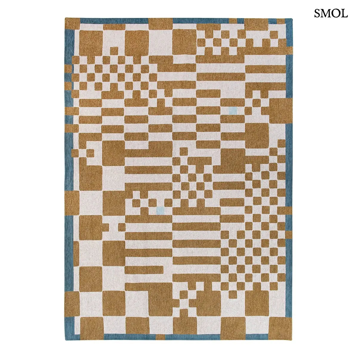 ECO RUG HONEY geometrikus szőnyeg mustársárga-krém kombinációban, dekonstruált sakktábla mintával, kék szegéllyel, újrahasznosított poliészter fehér háttérrel