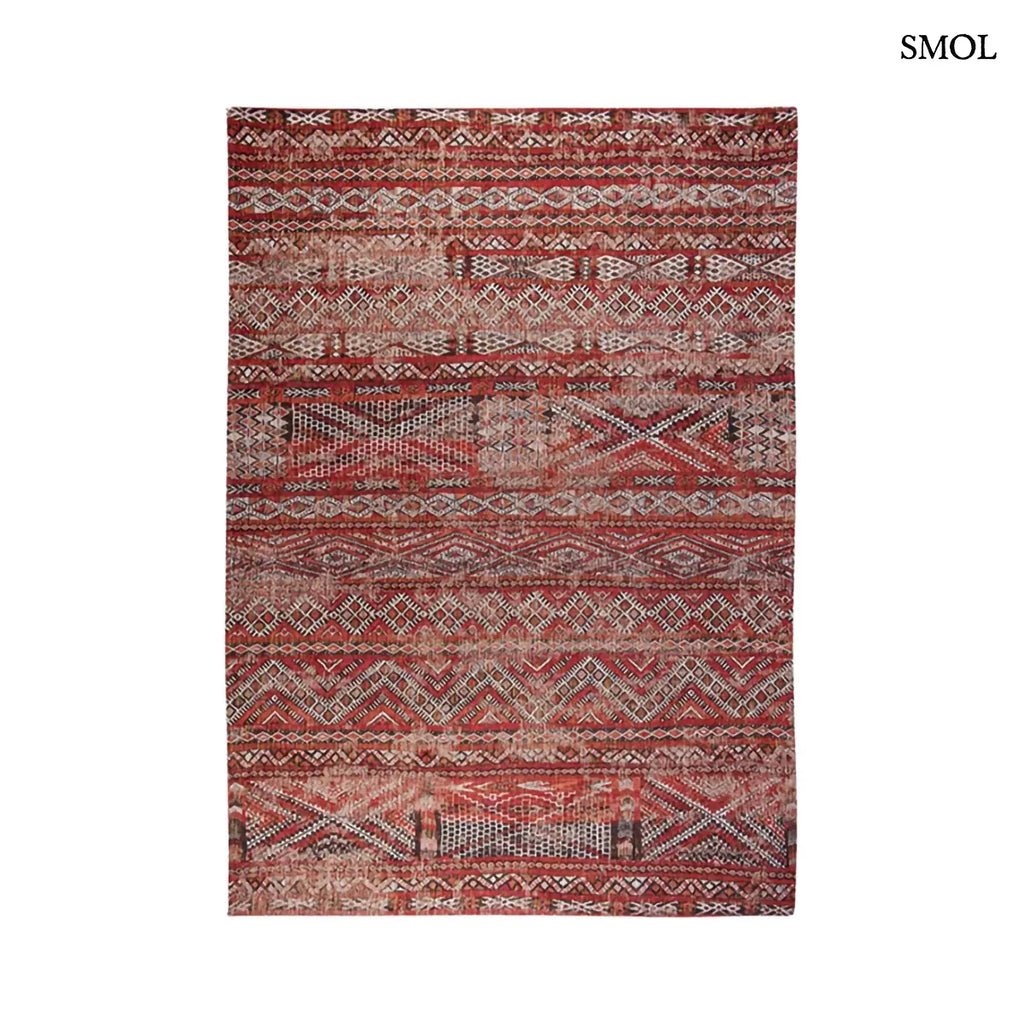 ECO RUG FEZ RED kilim mintás szőnyeg piros-barna kombinációban, marokkói geometrikus mintával, koptatott hatással, fehér háttérrel