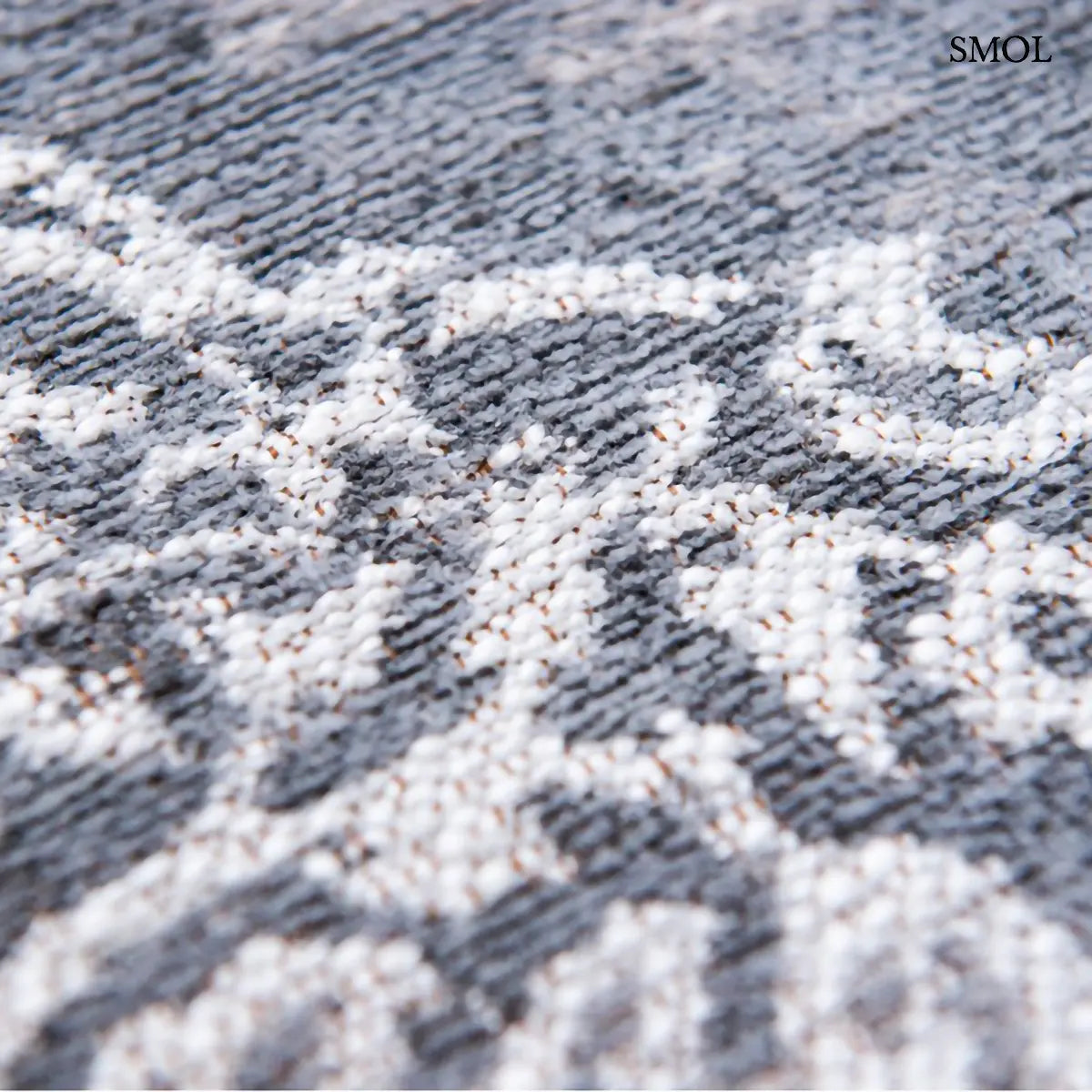 ECO RUG QUARTZ medaillon mintás szőnyeg szürke tónusokban, vintage hatással, foltos vízfestmény felülettel, minta nagyítva