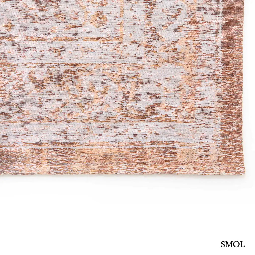 ECO RUG SALMON szőnyeg, barna perzsa mintázattal, központi virágos medállal, koptatott, halványuló szegéllyel, szegély nagyítva