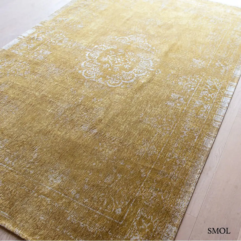 ECO RUG SPRING MOSS perzsa mintás szőnyeg barna tónusokban, vintage hatással, jacquard szövés, pamut-gyapjú-poliészter, ferdén, felülről