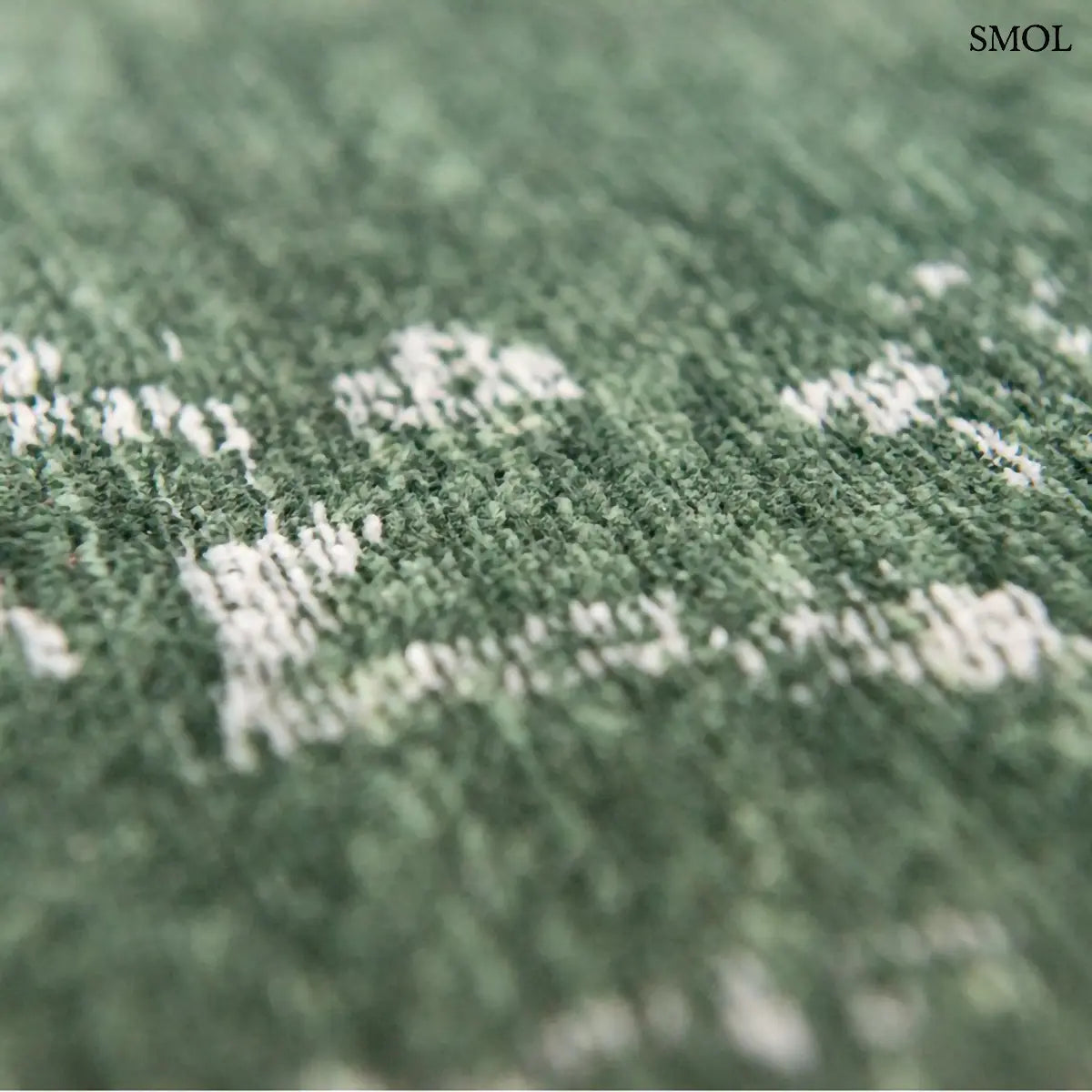 ECO RUG MAJESTIC FOREST perzsa mintás szőnyeg erdőzöld tónusokban, vintage hatással, jacquard szövés, pamut-gyapjú-poliészter, minta nagyítva