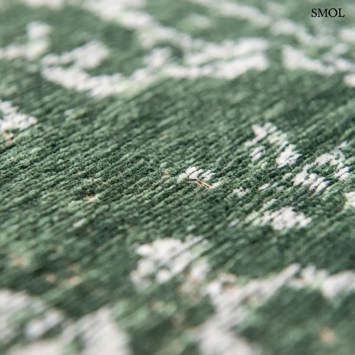 ECO RUG MAJESTIC FOREST perzsa mintás szőnyeg erdőzöld tónusokban, vintage hatással, jacquard szövés, pamut-gyapjú-poliészter, nagyítva