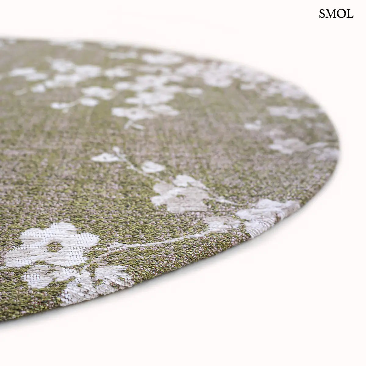 ECO RUG WET GARDEN zöld sakura mintás szőnyeg japán cseresznyevirág motívumokkal, lapos szövés, 3 mm – kül- és beltéri, kerek forma vastagsága nagyítva