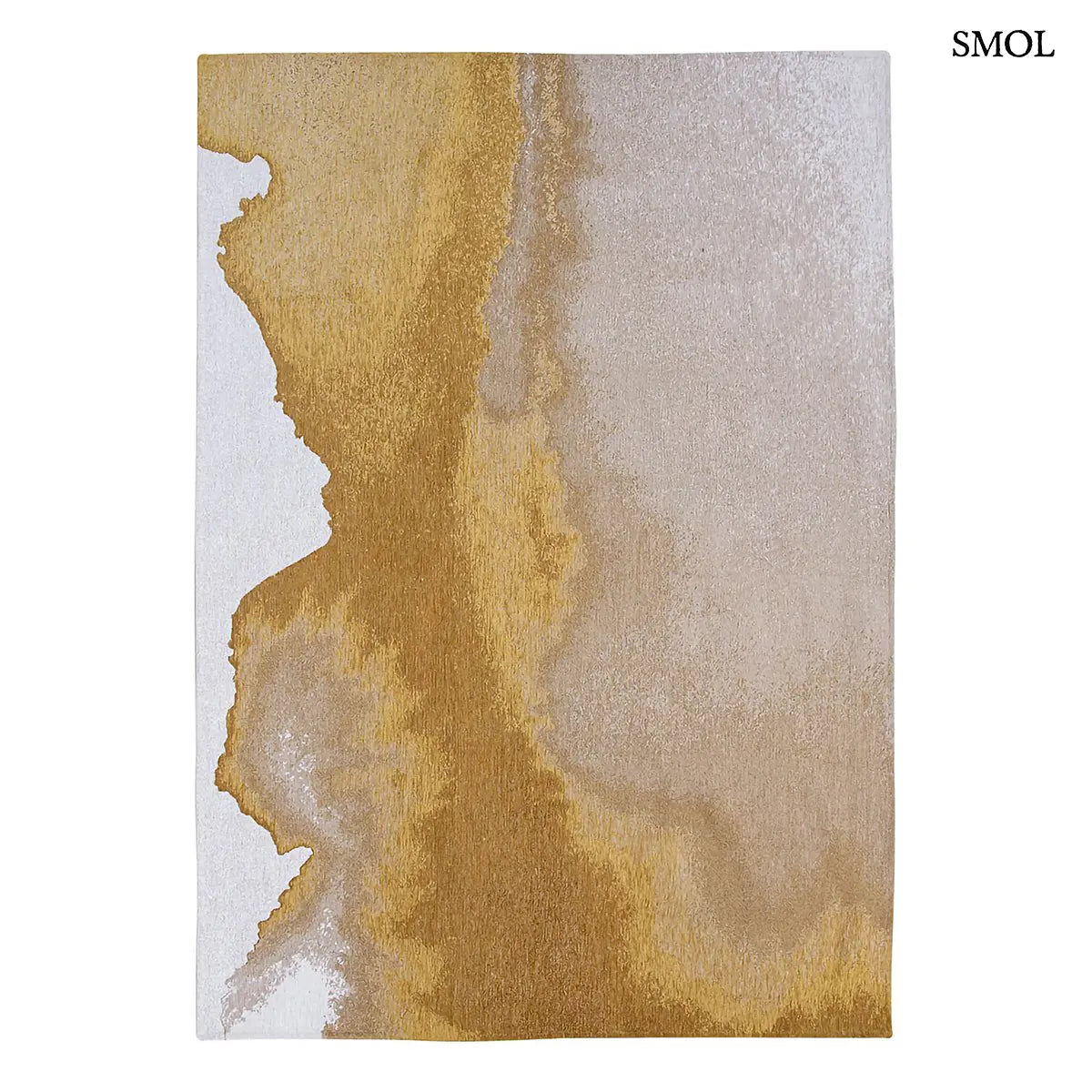 ECO RUG SUNSET szőnyeg, arany és barna színátmenettel, egyik oldalon világosabb szürkés tónusba mosódó tintafolt mintázattal, fehér háttérrel