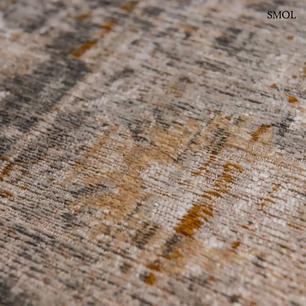 ECO RUG SULEIMAN GREY vintage török mintás szőnyeg szürke-arany kombinációban, koptatott Ushak mintával, minta nagyítva