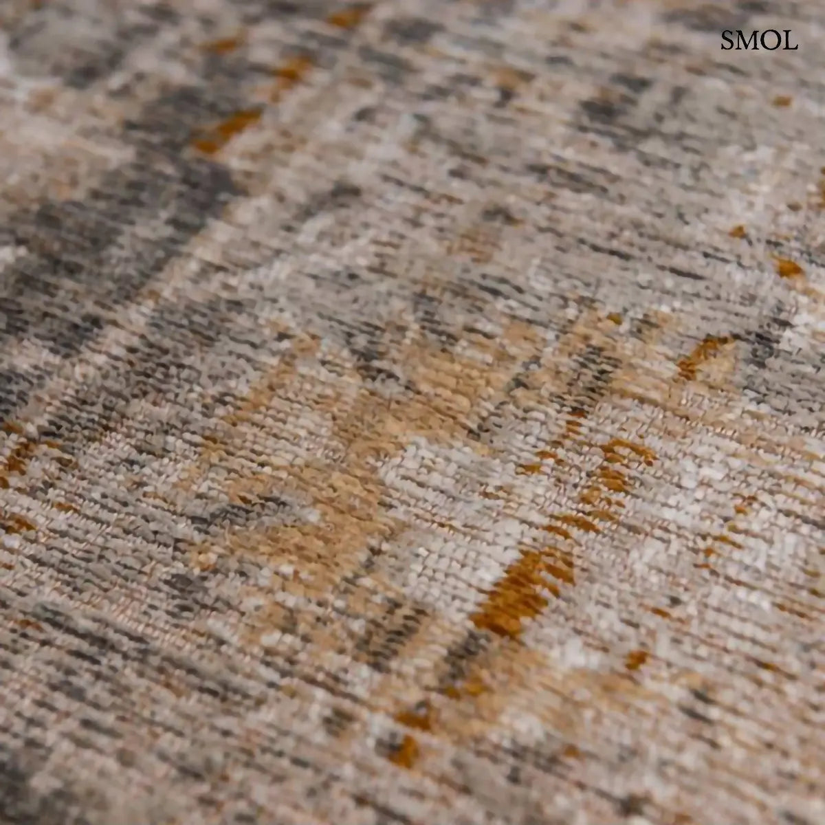 ECO RUG SULEIMAN GREY vintage török mintás szőnyeg szürke-arany kombinációban, koptatott Ushak mintával, minta nagyítva