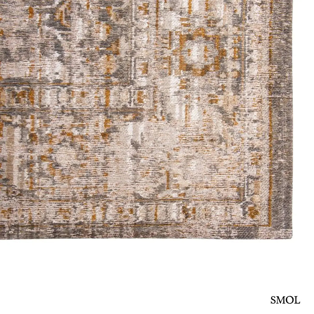 ECO RUG SULEIMAN GREY vintage török mintás szőnyeg szürke-arany kombinációban, koptatott Ushak mintával, sarok felülről