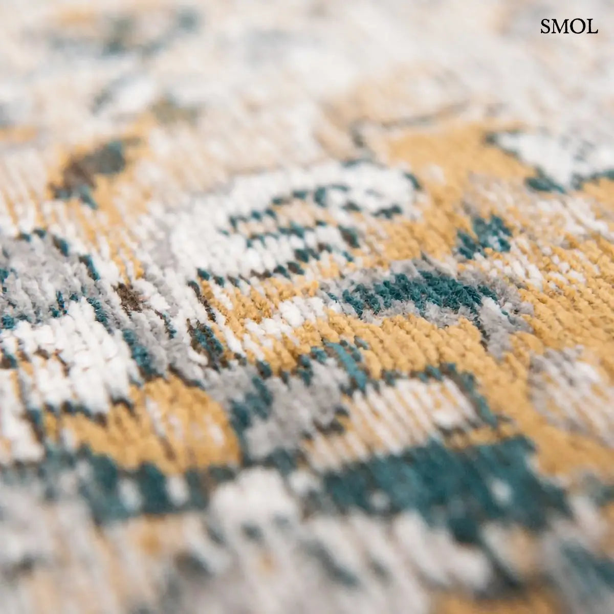 ECO RUG FENER virágos perzsa mintás szőnyeg mustár-türkiz kombinációban, koptatott Bakhtiari motívumokkal, nagyítva
