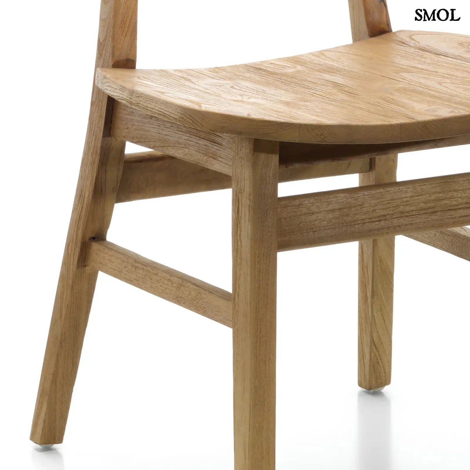 Teakfa étkezőszék rattan támlával | NOVA | SMOL - lábak nagyítva
