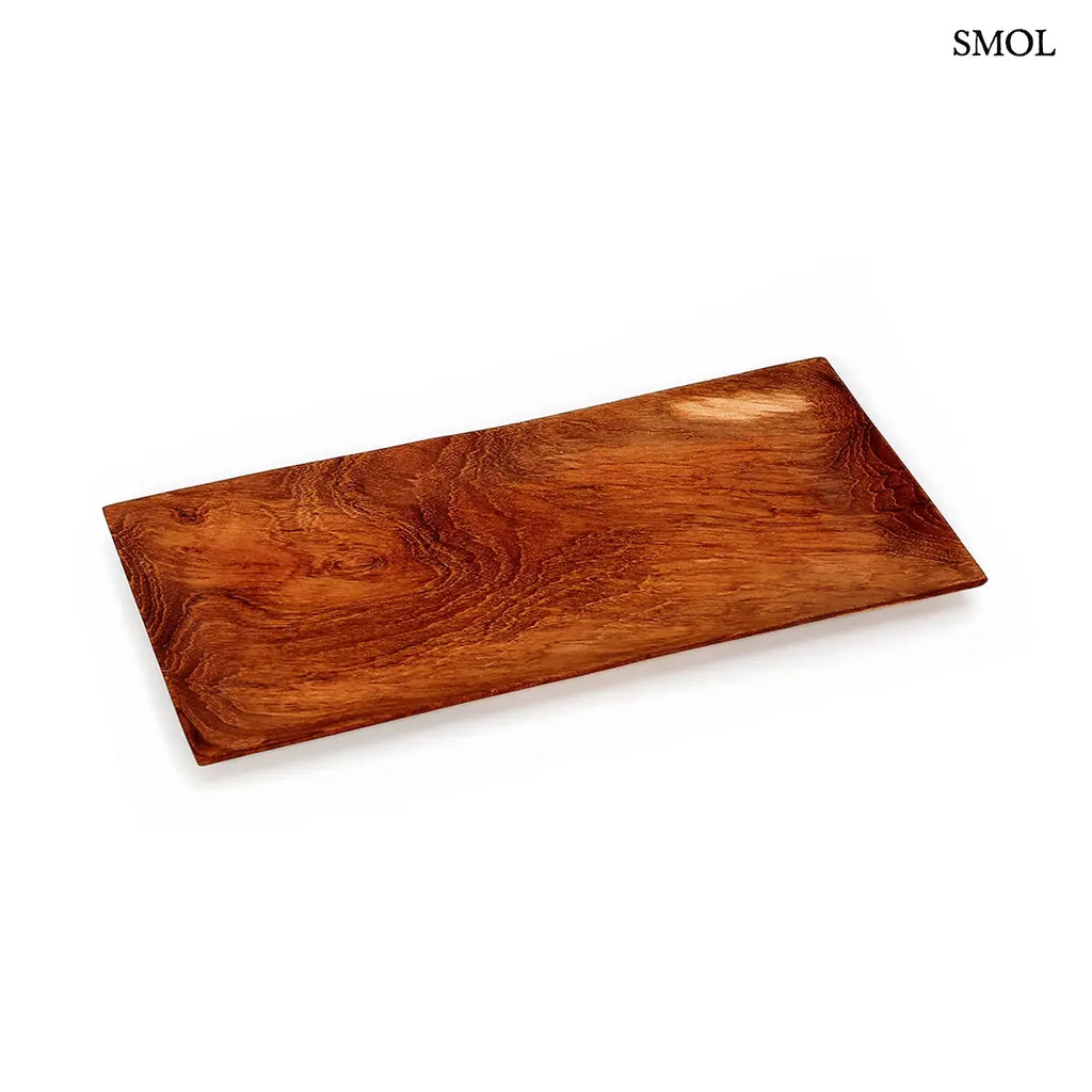 Téglalap alakú teakfa tálca természetes erezetmintával, M méret, 31×15 cm,  ferdén