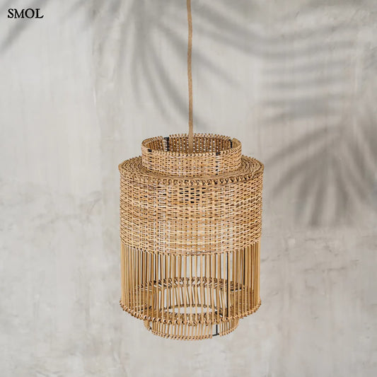 Természetes Rattan Függőlámpaernyő, 40 cm | COLONIAL | SMOL - szürke háttérrel, felfüggesztve