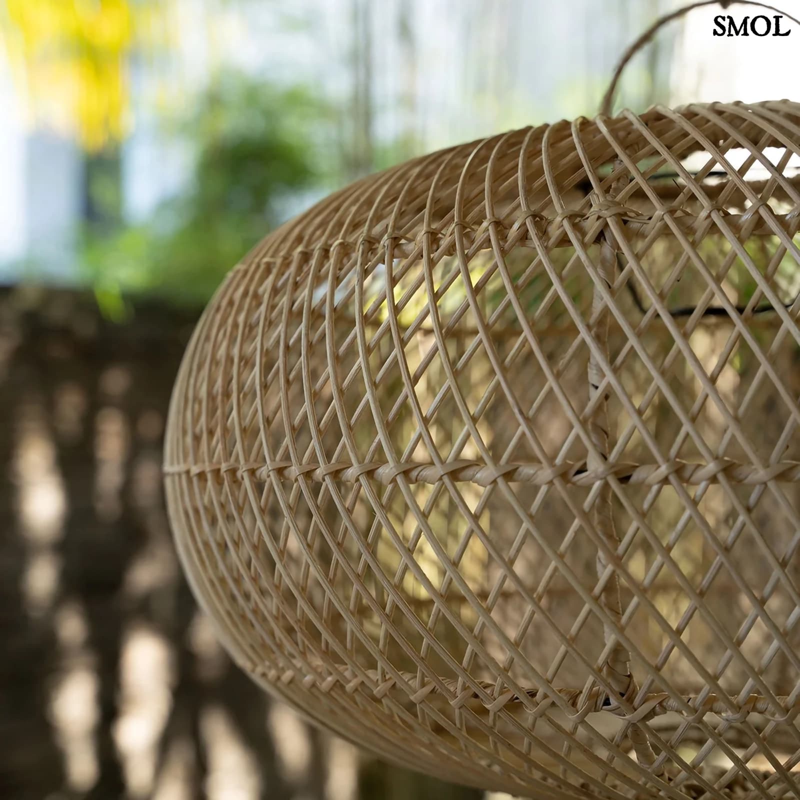 Természetes Rattan Függőlámpaernyő, 50 cm | WHOLLY | SMOL - felfüggesztve, nagyítva