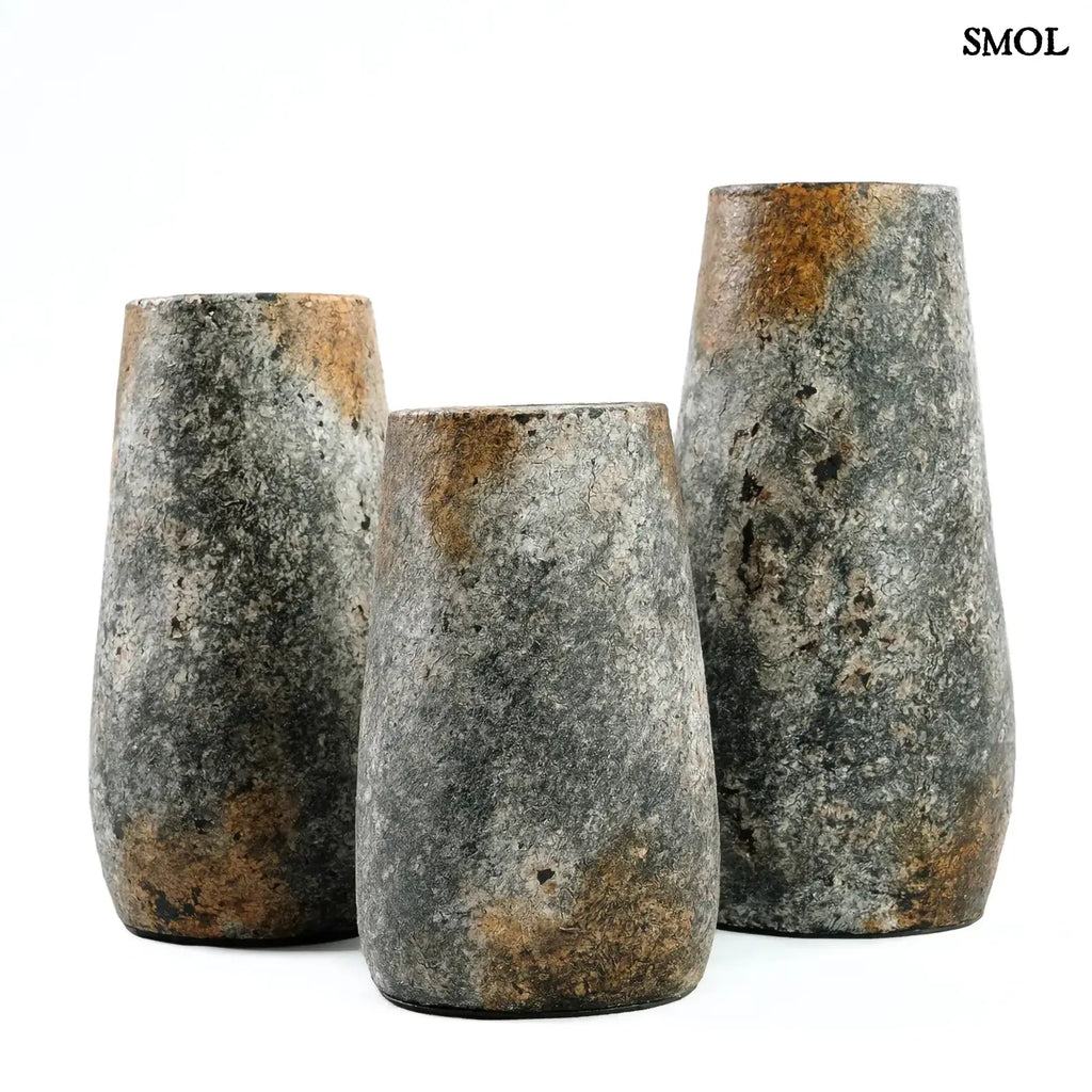 Váza Spooky, L méret, 31 cm, terrakotta, antik szürke, rusztikus felület oldalról, három méretben