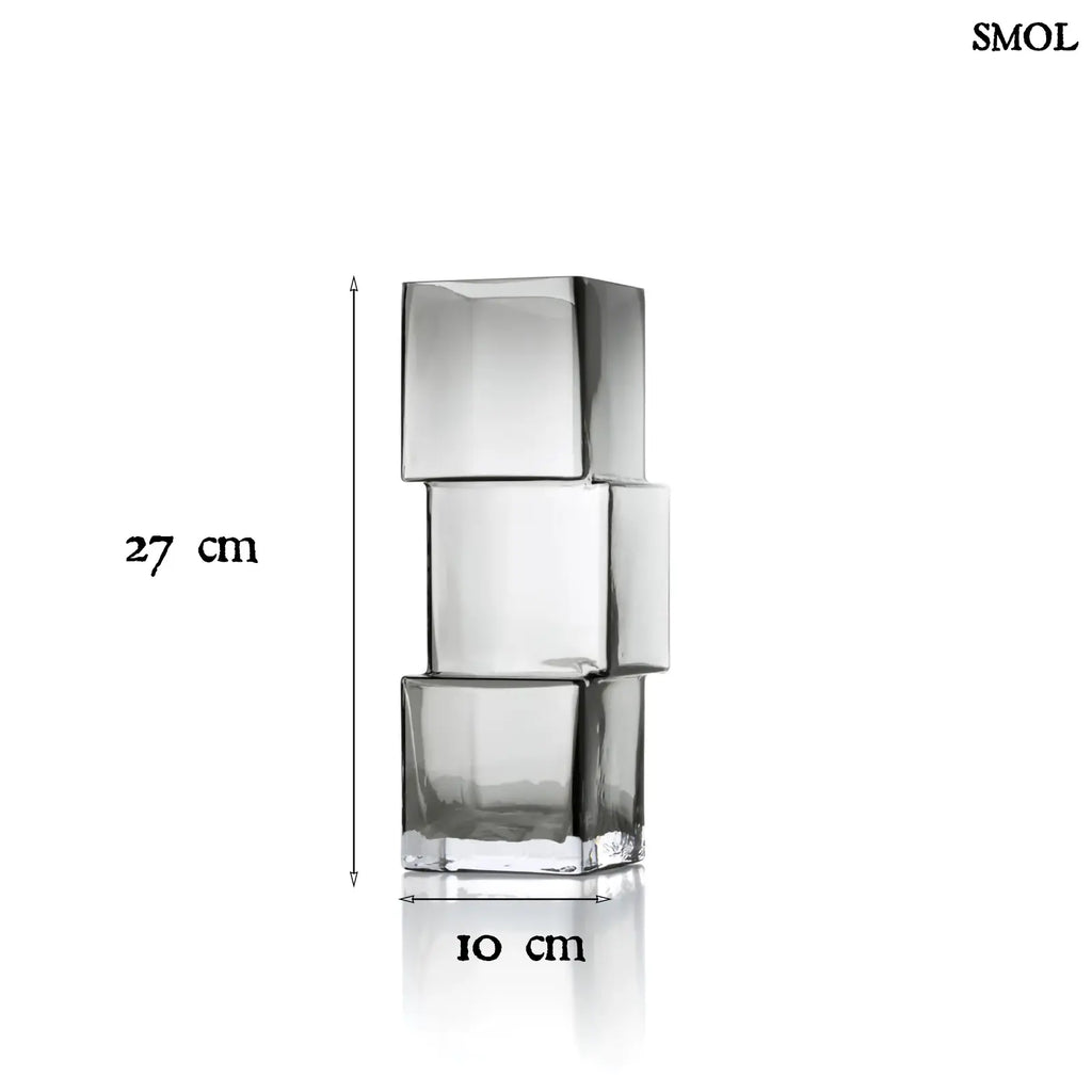 sötétszürke RUMMIKUB üveg váza három, egymásra épített kocka formájú üvegrészből, játékos, eltolt dizájnnal, méretekkel