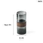 Sötétszürke textúrált üveg váza, barna fa berakással, méretekkel