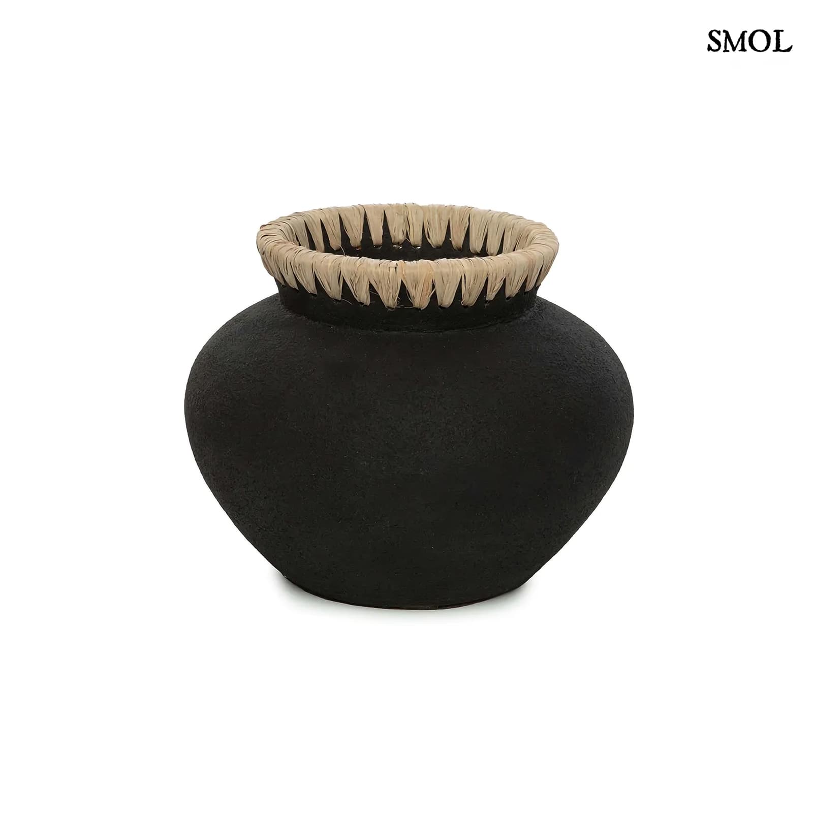 Váza -  terrakotta, fekete, raffiával, 25 cm | STARLA - smol.hu - fehér háttérrel