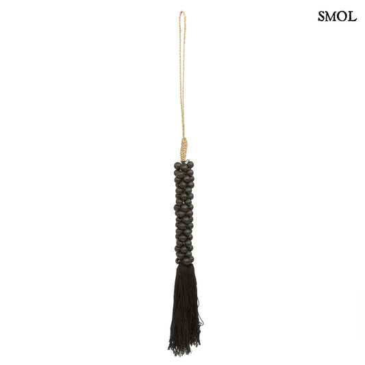 WOODEN BEADS, fekete gyöngyös, bojtos függődísz, 80 cm - smol.hu - fehér háttérrel