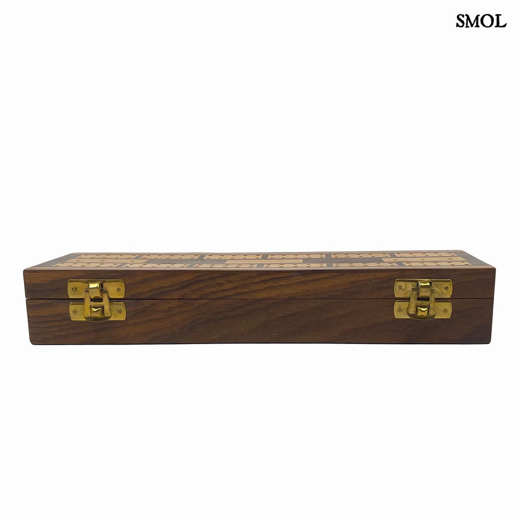 smol.hu -WOODICE, cribbage játékszett mangófából, 27 cm- bezárva, elölről