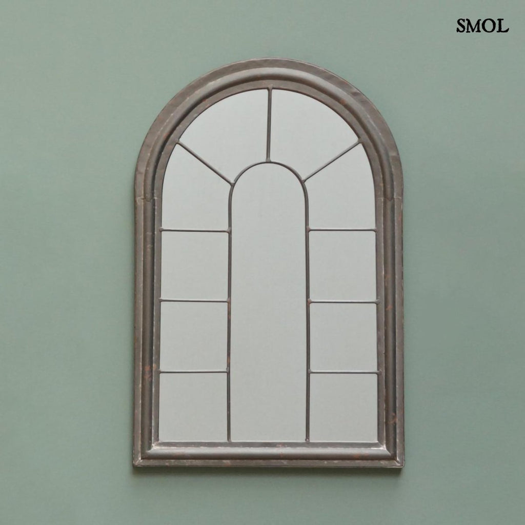 ARRI- vintage falitükör – íves ablak forma, 54 cm - smol.hu - zöld falon