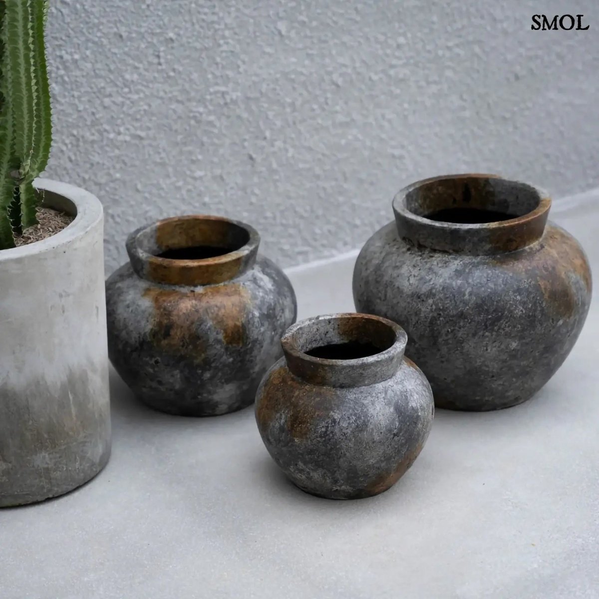 Antik hatású kerámia váza – szürke, M | FUNKY - SMOL