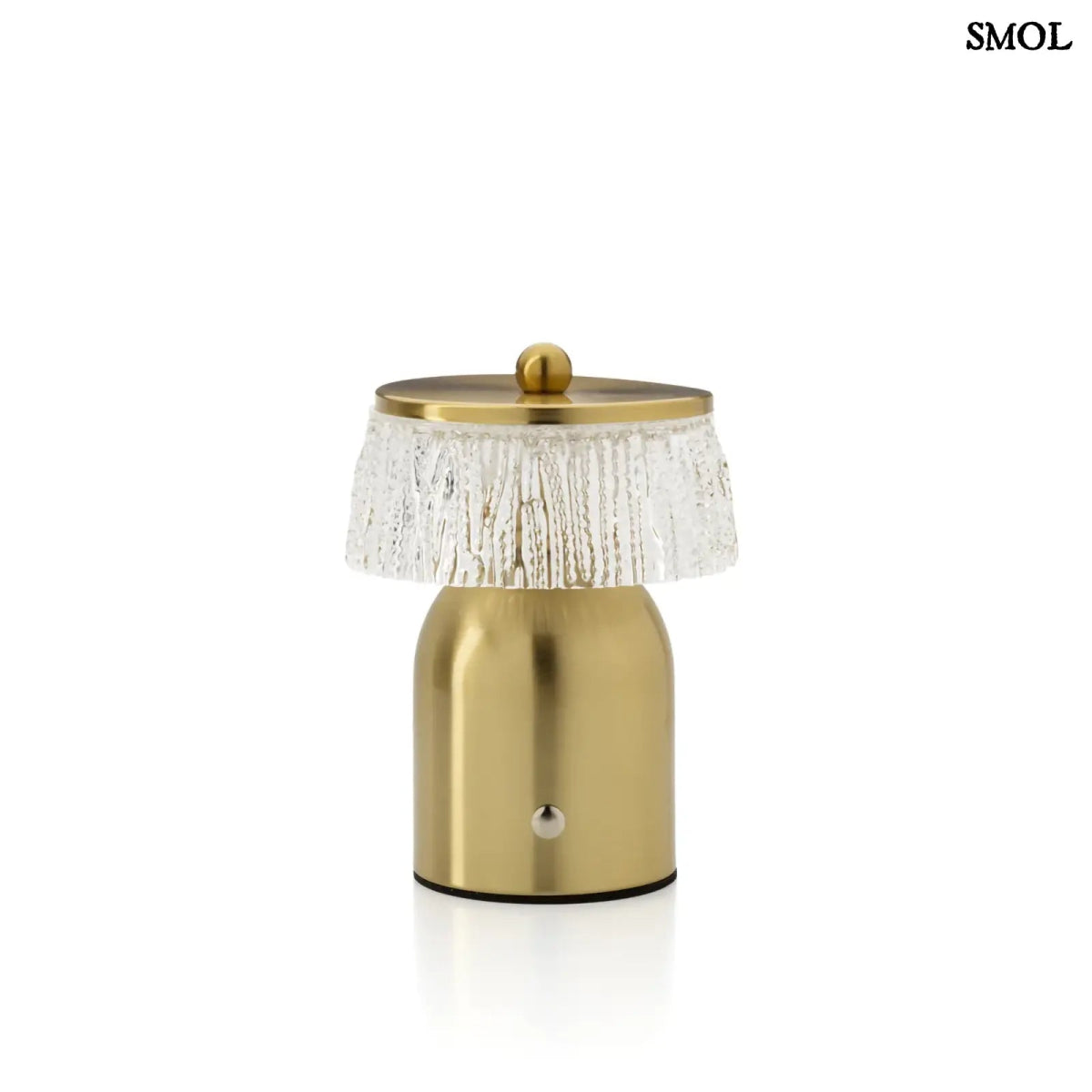 Disco Muffin asztali lámpa sárgaréz alappal és textúrált üveg búrával. Vezeték nélküli, USB töltős, fehér háttérrel