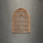 Kézzel szőtt, natúr barna banánlevél lámpaernyő ritka hálós fonással és harang alakú kialakítással, szürke háttérrel