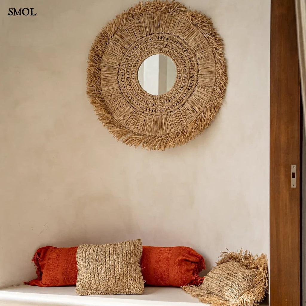 Rozsdaszín bársony díszpárna rojtos szegéllyel párnákkal és tükörrel