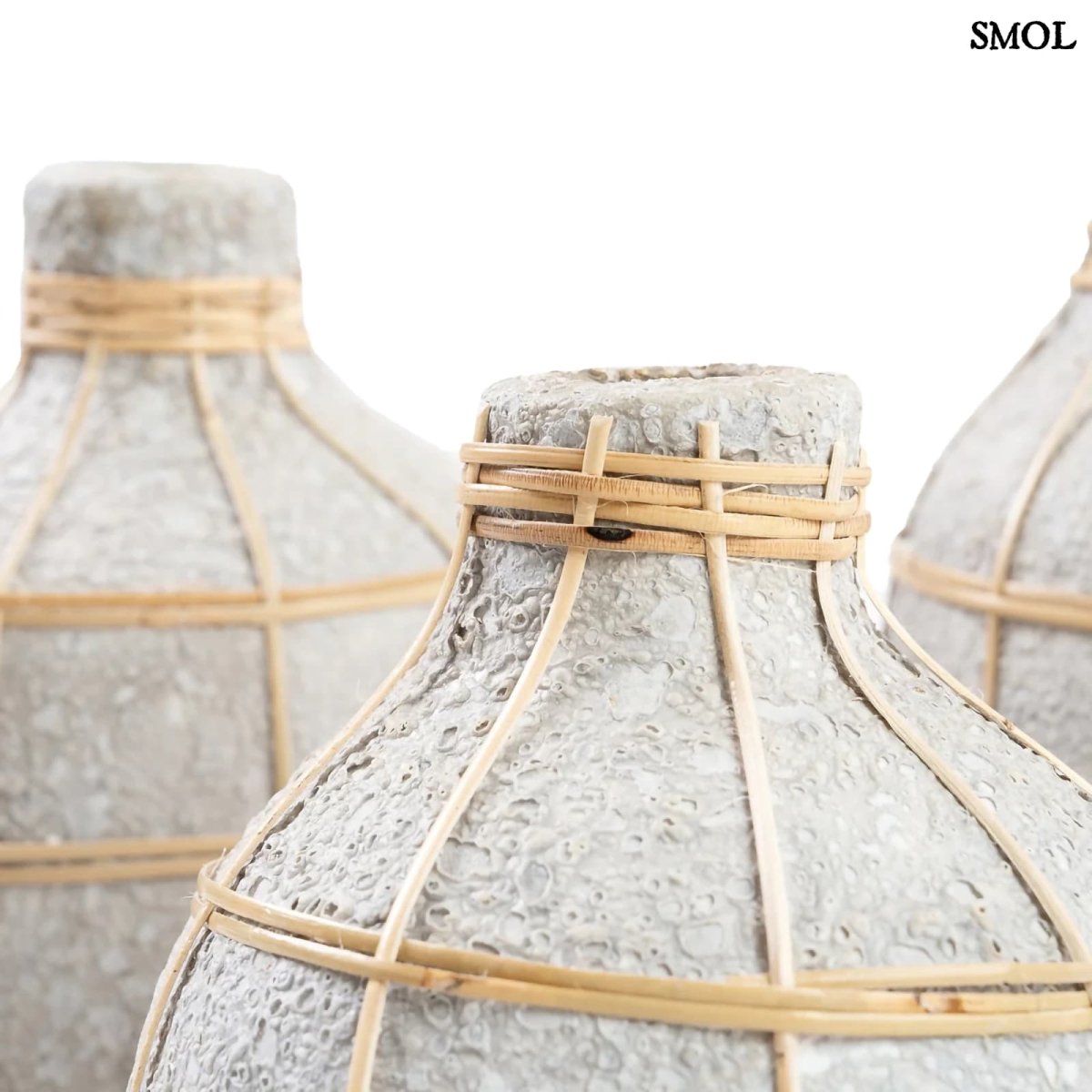 Beton Hatású Terrakotta Váza Rattan Díszítéssel, 23 cm | WHOOPY - SMOL